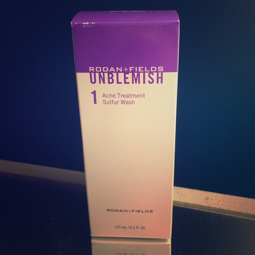 UNBLEMISH Step 1 Face wash